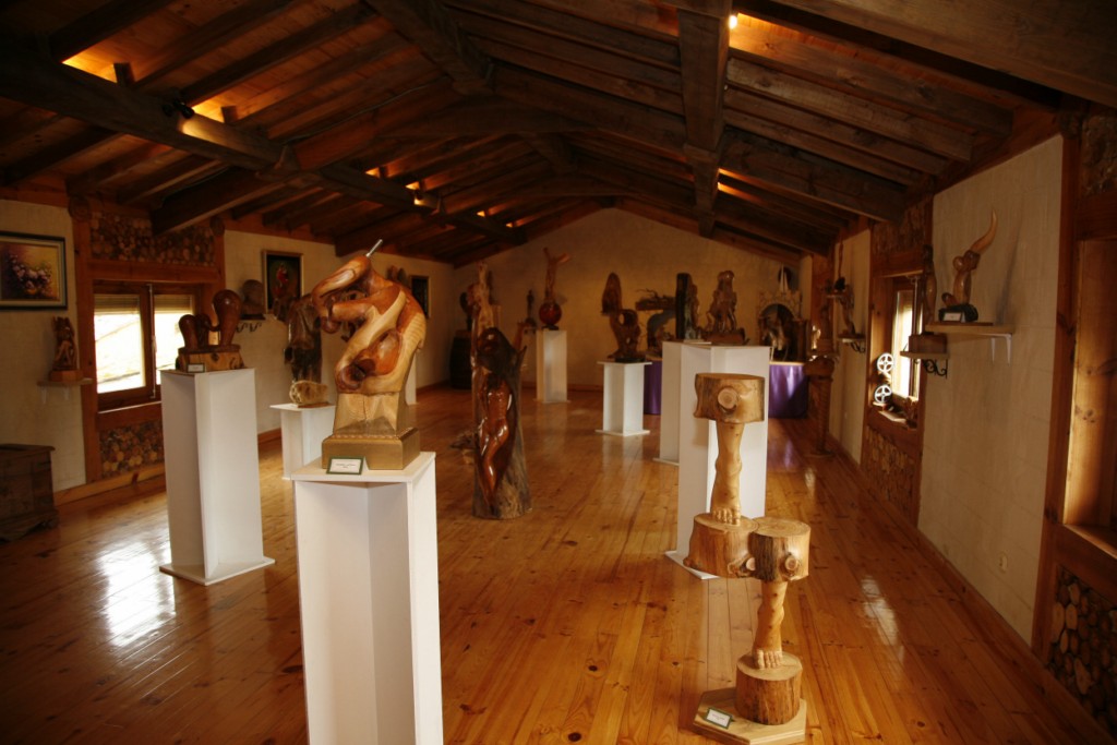 Museo de Madera de Arisky